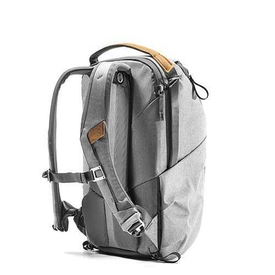 Peak Design Peak Design 20L V2 Ash Everyday Backpack | Backpacks