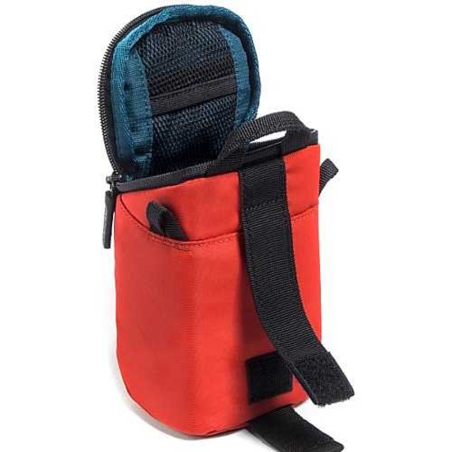 Crumpler Crumpler Triple A 200 Red Camera Pouch | Compact Cases