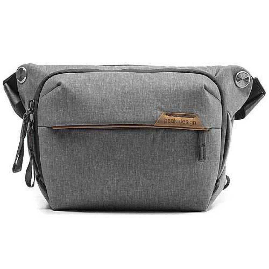 Peak Design Peak Design 3L V2 Ash Everyday Sling | Shoulder Bags