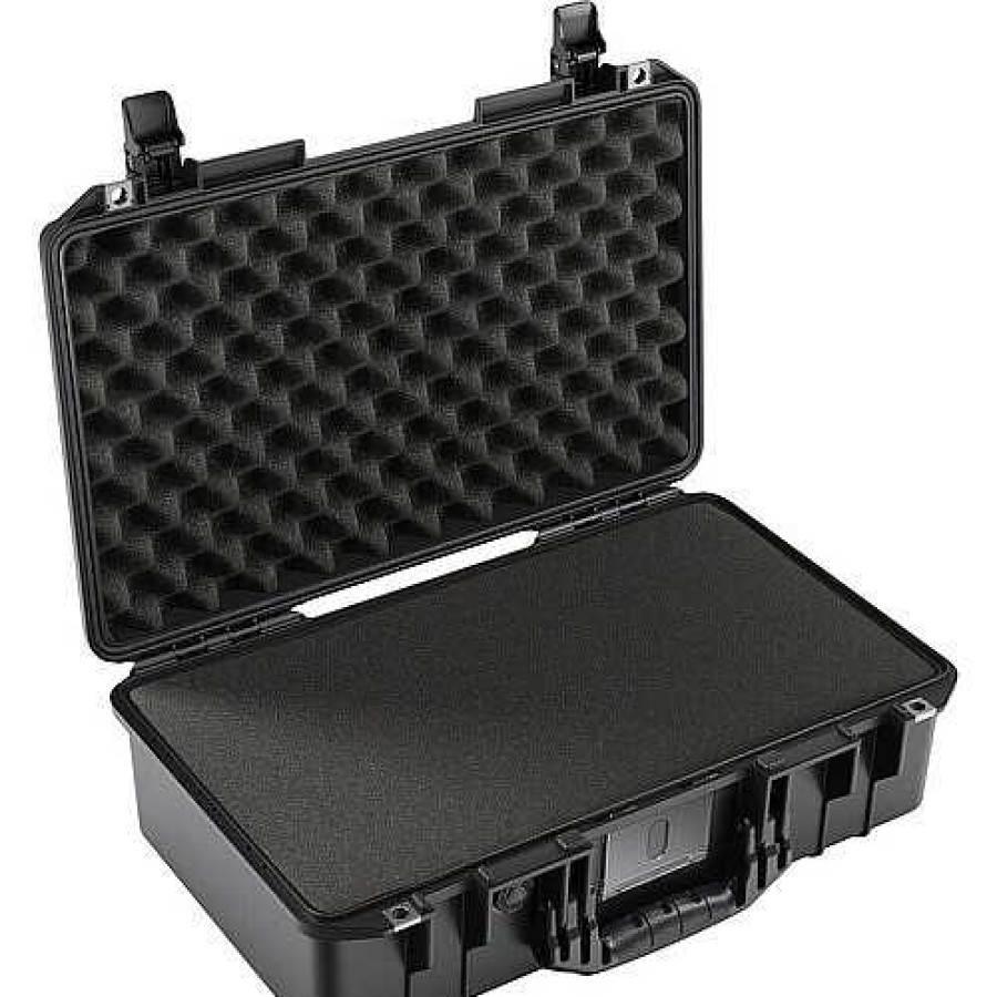 Pelican Pelican Air 1525 Black With Foam | Hard Cases